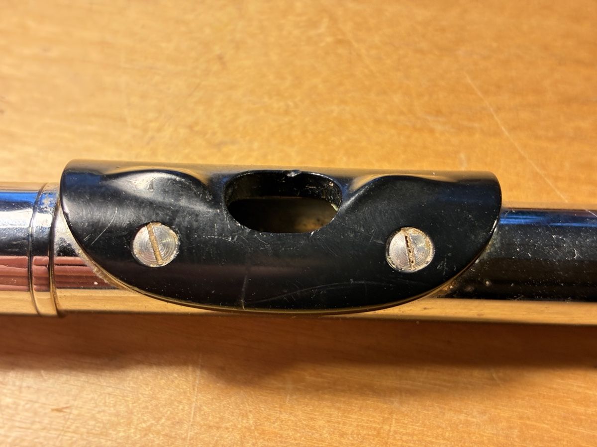Basler Strumenti musicali: Piccolo E. Oesch, Basel – Usato da Riehen venduto da J.-M. 8