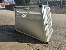 Neuwertige Hundebox Transportbox