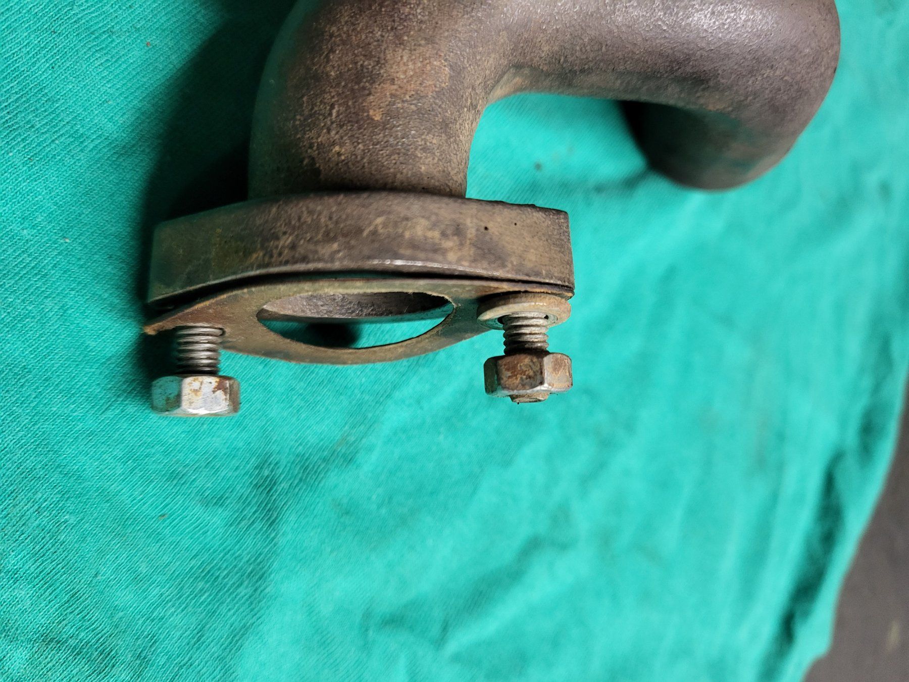 Motoren: Ansaugstuzen MAG 1040 – Gebraucht aus malters von jouni 2