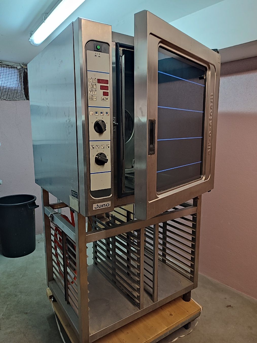 Elettrodomestici da cucina: Juno Kombi-Steamer Profigerät – Difettoso da St. Peterzell venduto da Evoli_810