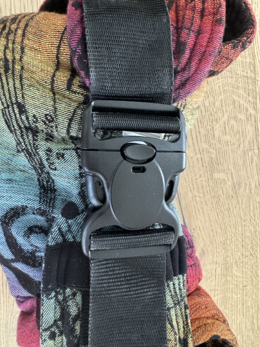 Lennylamb Marsupi portabebè: LennyLamb toddler Carrier Rainbow Symphony Dark – Usato da Neuheim venduto da UkoTerpuh 2