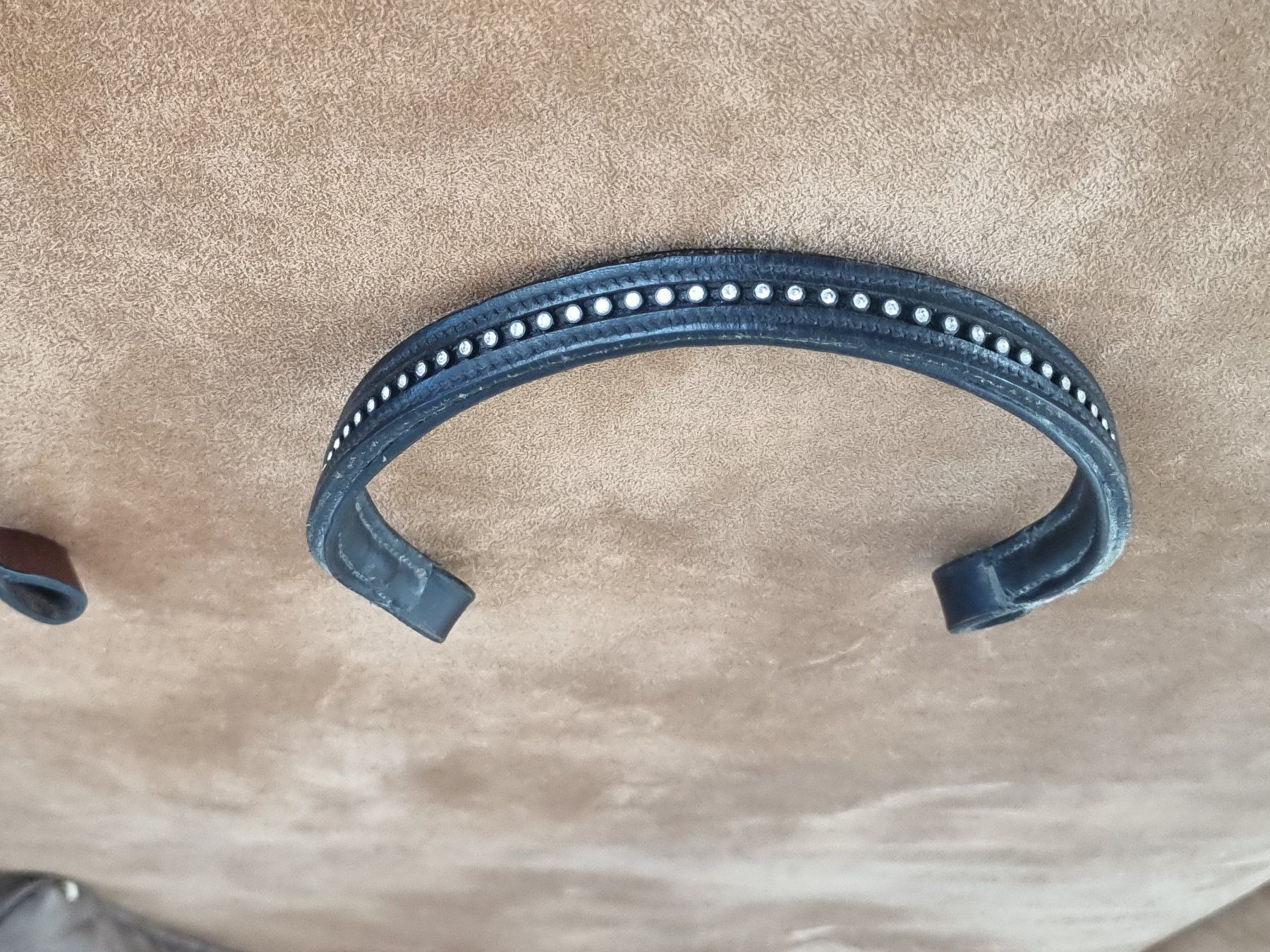 Briglie & Cavezze: Stirnband – Usato da Rothrist venduto da komet5quint4 1