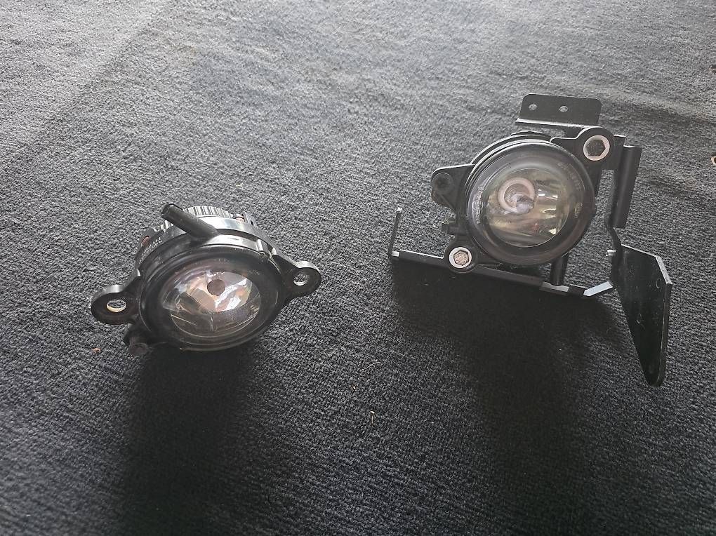 Fari: Audi RS4 B5 Nebelleuchten – Usato da Zug venduto da Edvard10 1