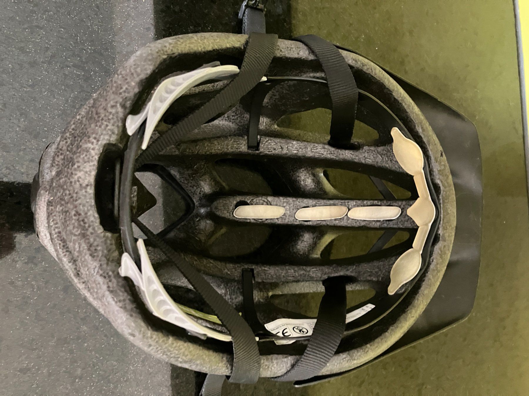 Casques: Velohelm Erwachsene GIRO – D'occasion à Neuenhof par FrediA. 3