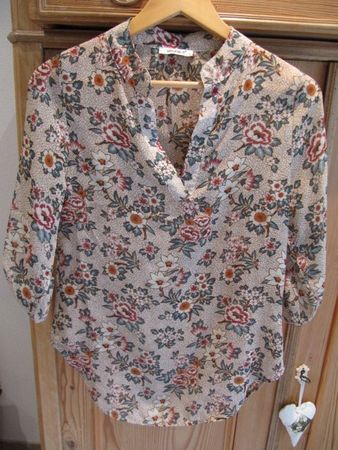 Florale Bluse Gr. S, Chicorée