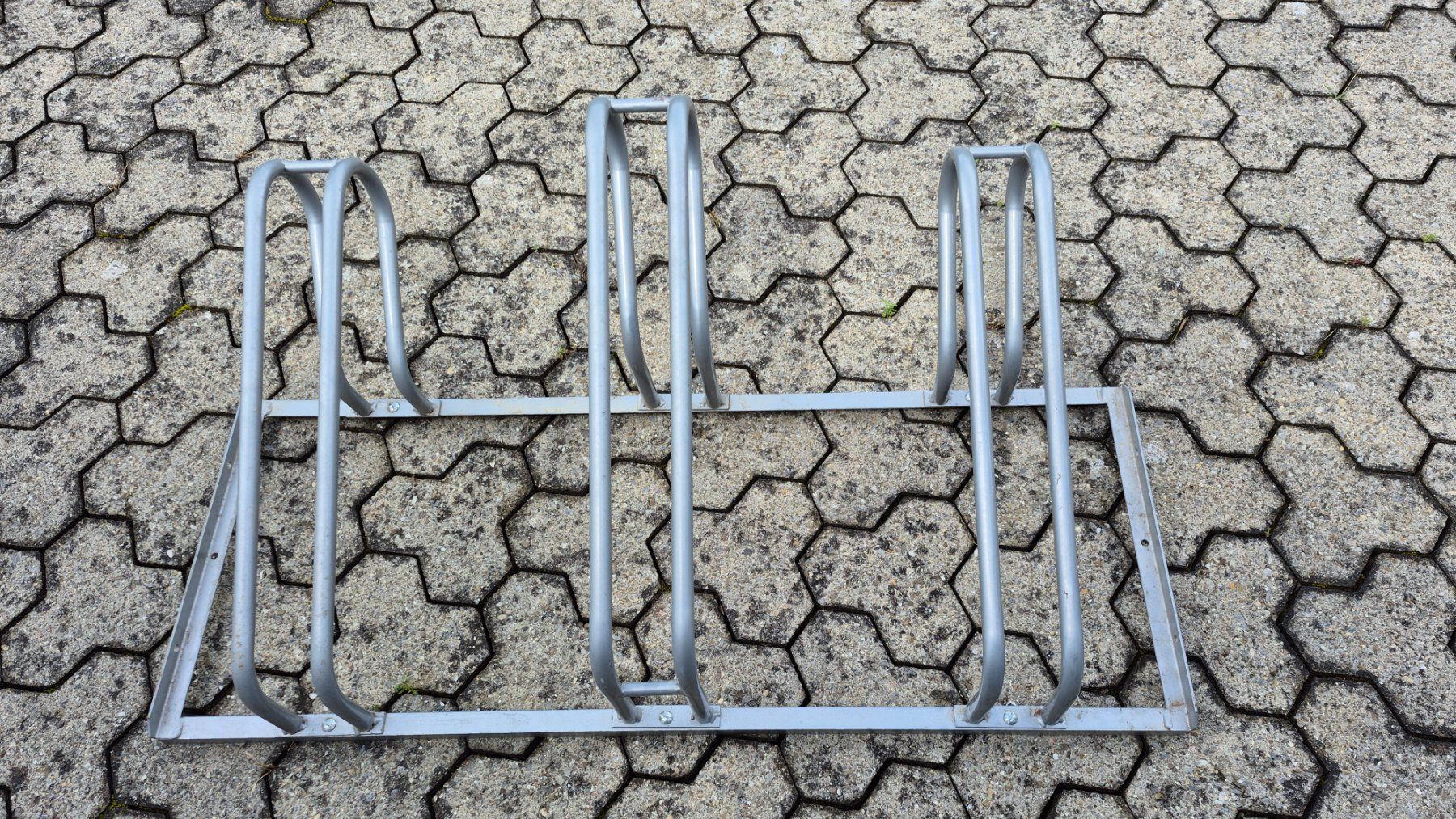 Cavalletti per biciclette: Fahrradständer – Usato da Gränichen venduto da Sira020