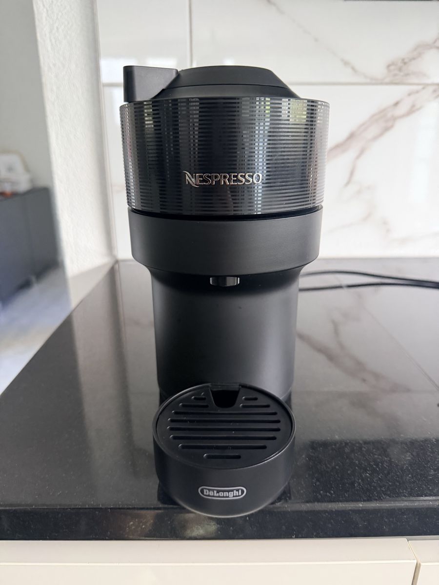 Nespresso Macchine per caffè & Macchine per espresso: Nespresso Vertuo Next Delonghi noir – Nuovo (secondo la descrizione) da La Neuveville venduto da mypinguin