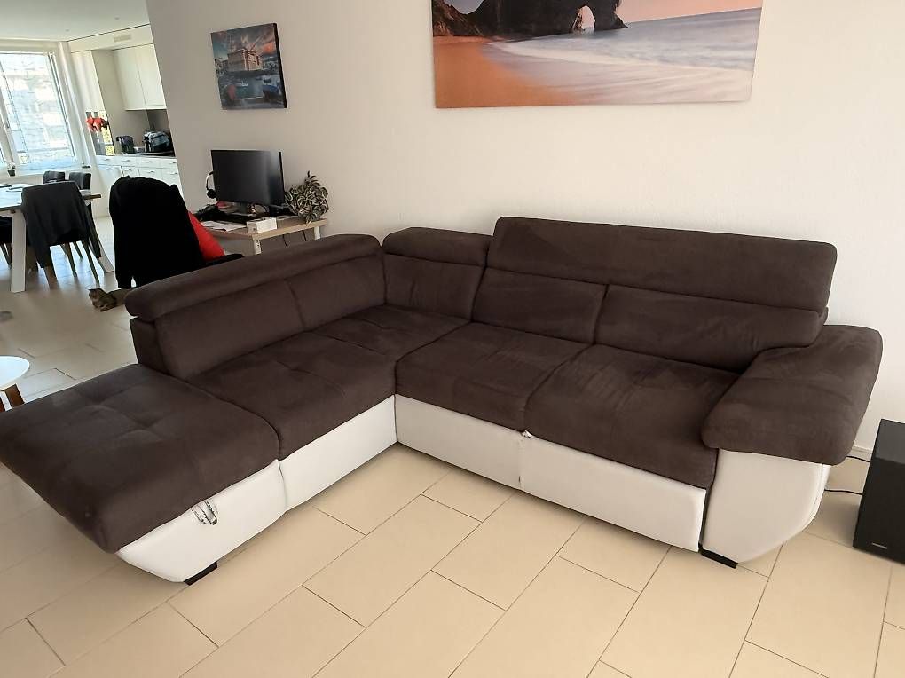 Sofas: Ecksofa / Wohnlandschaft mit Schlaffunktion – D'occasion à Rütihof par marcello.licari78
