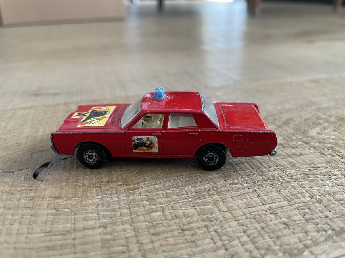 Matchbox Voitures modèles: Matchbox Superfast Mercury Fire Chief – D'occasion à Frauenfeld par Challenger77 1