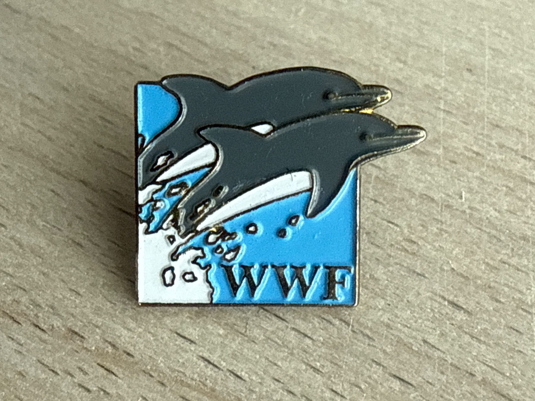 Plaketten & Abzeichen: Pin WWF – Gebraucht aus Glattbrugg von Schweigmatt