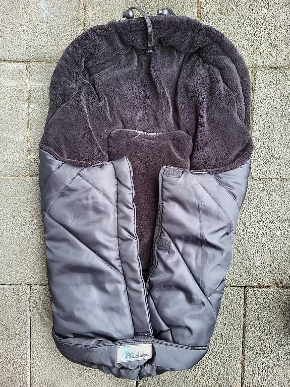 Lots de vêtements: Set - Maxi Cosi inkl. Schlafsack – D'occasion à Altishofen par nicce1984 2