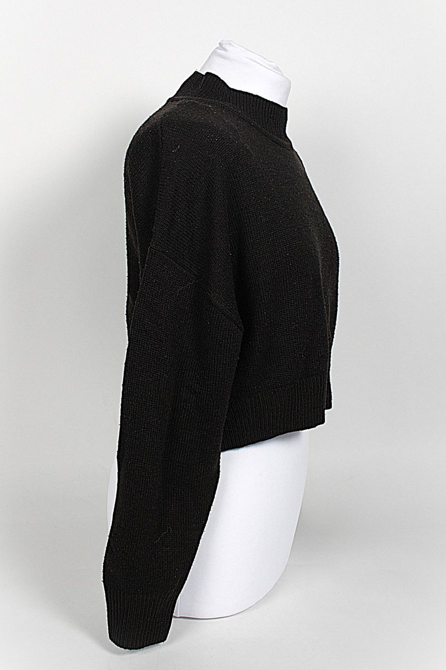 H&M Pullover & Sweatshirts: H&M schwarzer Strickpullover Grösse M – Gebraucht aus Zollikofen von Restwert_Zollikofen 1