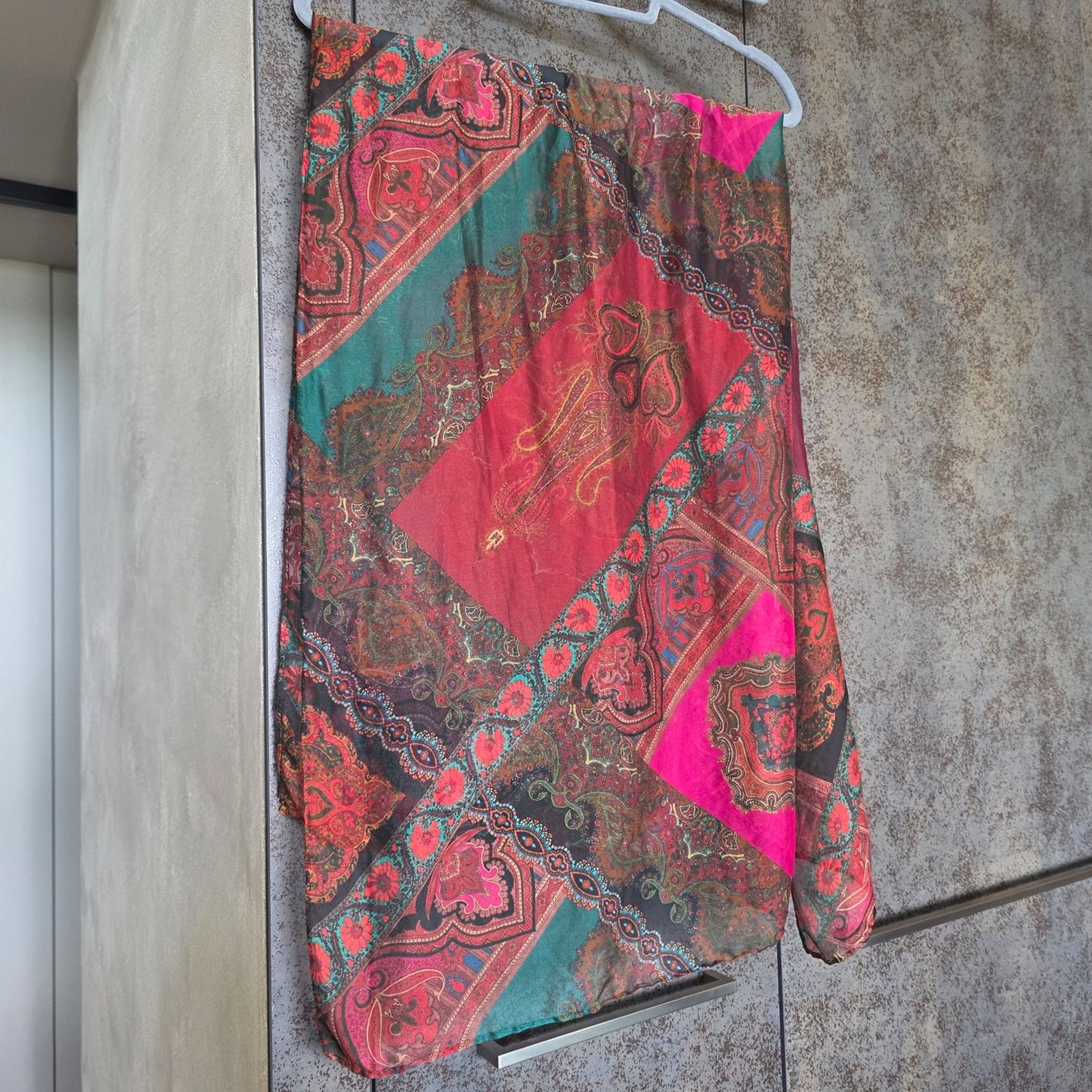 Foulard & Sciarpe: 🐸 SEIDENSCHAL 130 x 70 – Nuovo (secondo la descrizione) da Môtier (Vully) venduto da Frogs 1