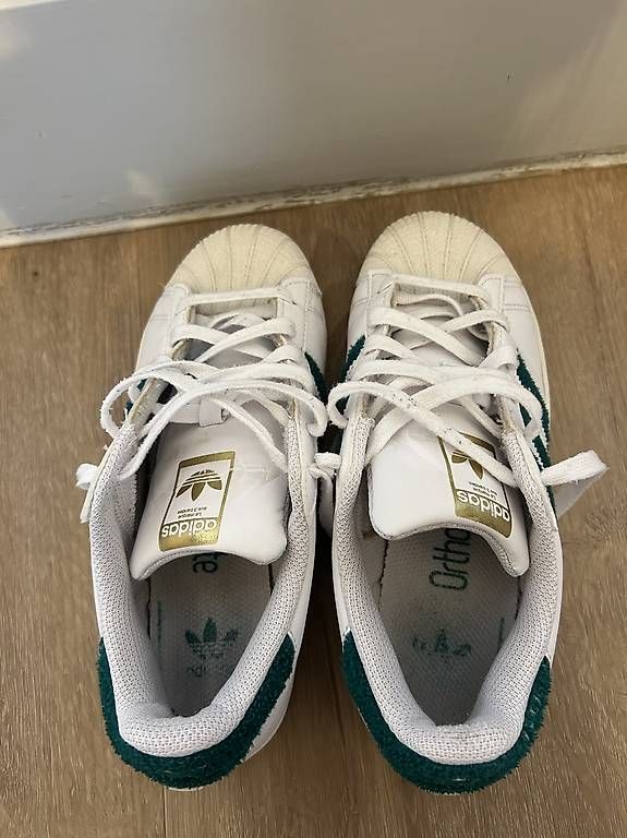 Scarpe da uomo: Adidas superstar t.35 – Usato da Curtilles venduto da cat_vs66 2