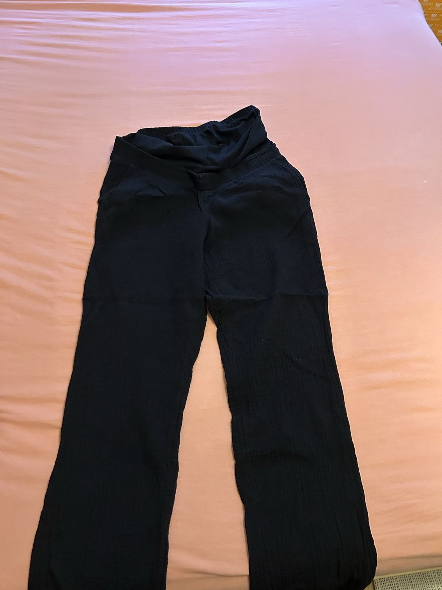 Only Pantaloni: Schwarze Stoffhose, Paperback Stil – Usato da Zürich venduto da cla_g627