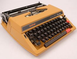 Brother Deluxe 660TR Schreibmaschine 1970
