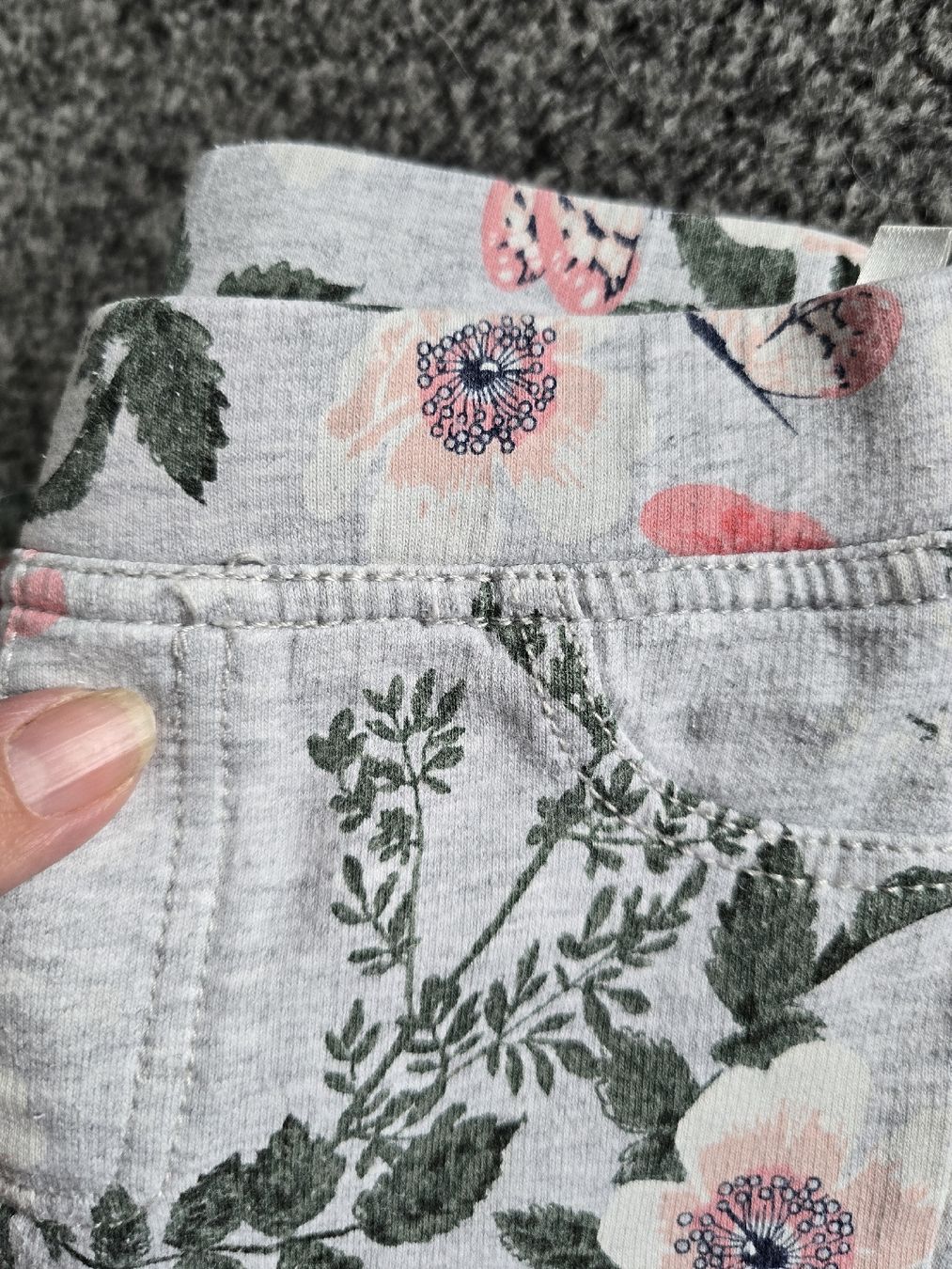 Strumpfhosen & Leggings: Mädchen Leggings Blumenmuster gr.110 – Gebraucht aus Unterentfelden von Panda-87 3