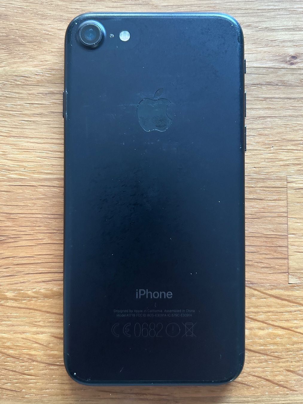 Apple Telefoni cellulari / Smartphones: Apple iPhone 7, 128 Gb – Usato da Stettlen venduto da Bluedogs75 2