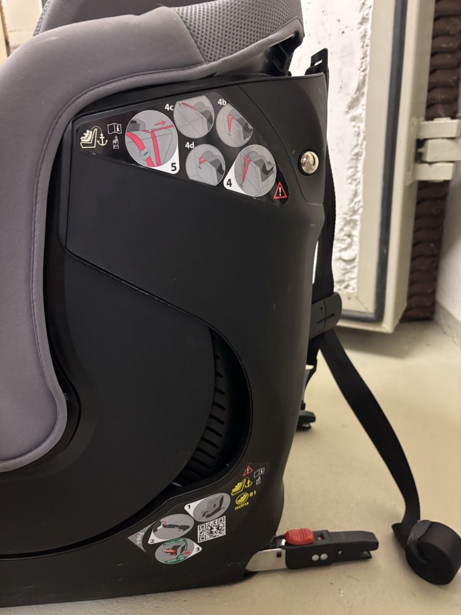 Chicco Auto-Kindersitze: Siège auto 9-18kg Chicco  – Gebraucht aus Nods von jonasg23 1
