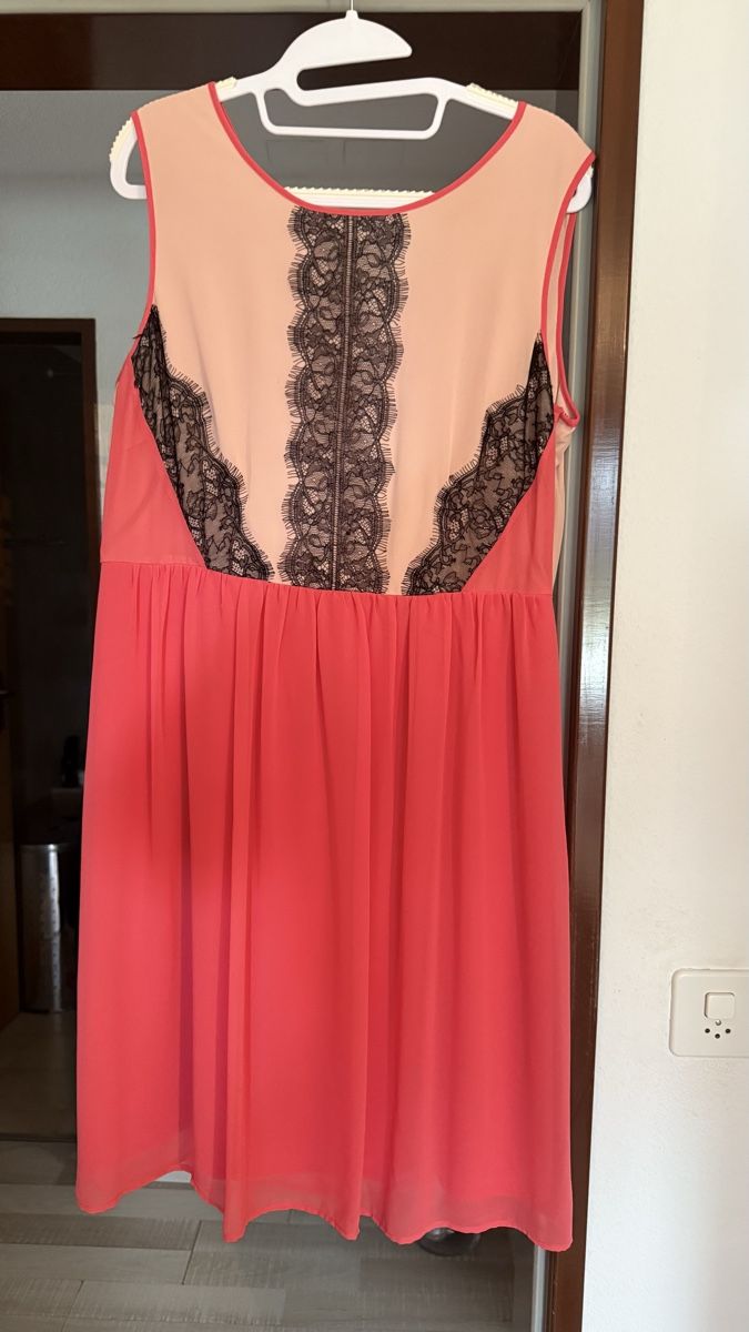 Esprit Kleider: Kleid – Gebraucht aus Büren an der aare von dma_yf77