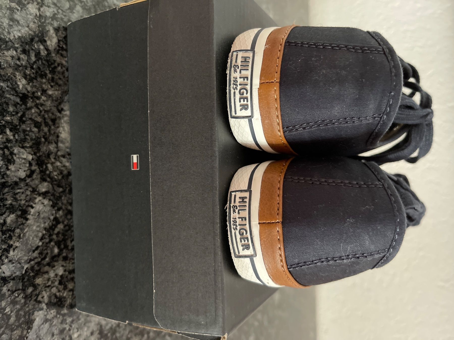 Tommy Hilfiger Scarpe da donna: Tommy Hilfiger Sneaker, Grösse 39 – Nuovo (secondo la descrizione) da Sennwald venduto da _shppng 2