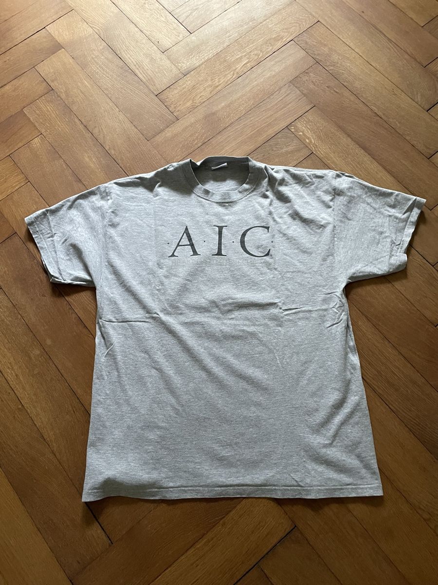T-shirt: AIC VINTAGE TEE SIZE XL GOOD CONDITION – Usato da Basel venduto da aharon.no1