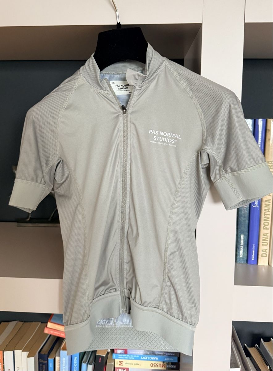 Canottiere & Pantaloni: PAS Damen-Radtrikot – Usato da Küsnacht venduto da cri_ngg5 5