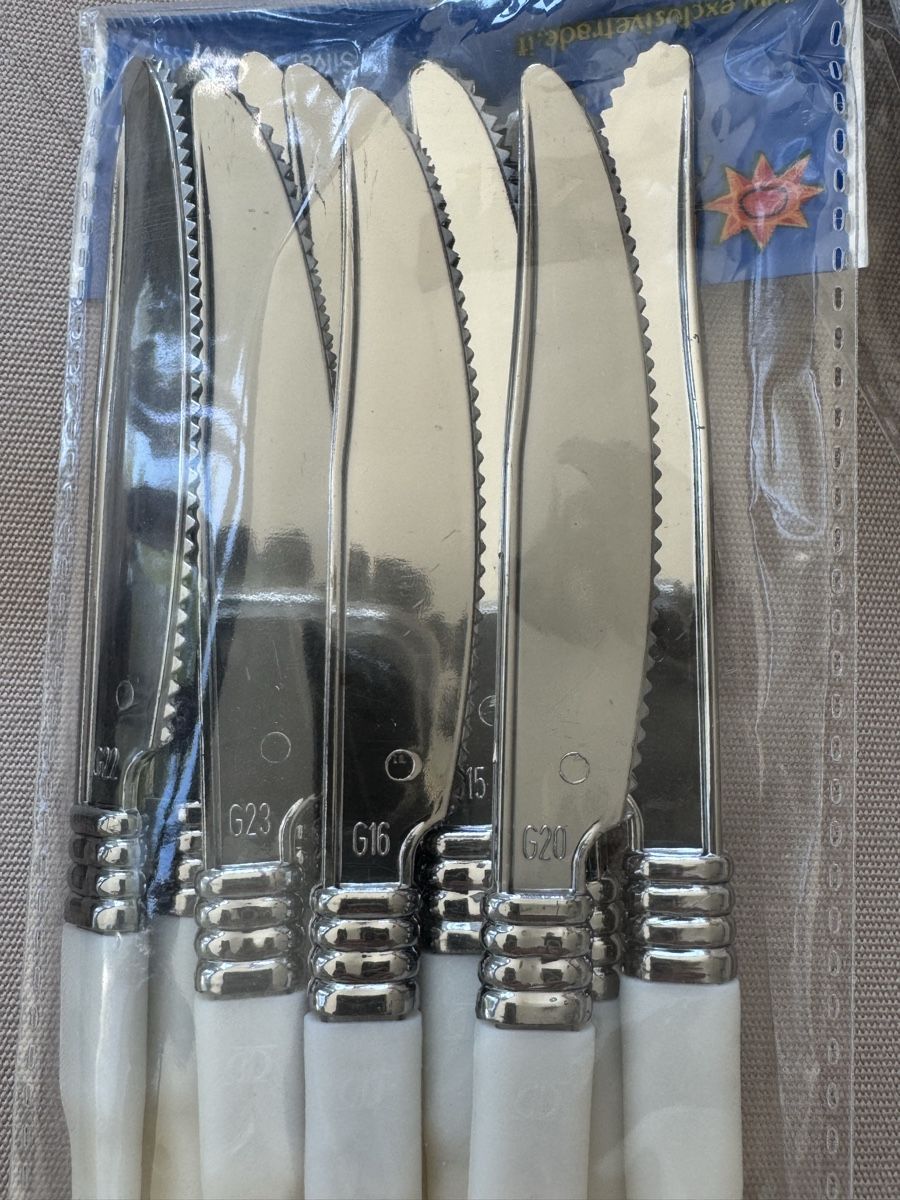 Set di posate: Besteck Sets mit elfenbeinfarbenen Griff neu. – Nuovo e nell'imballaggio originale da Zürich venduto da Flo021000 7