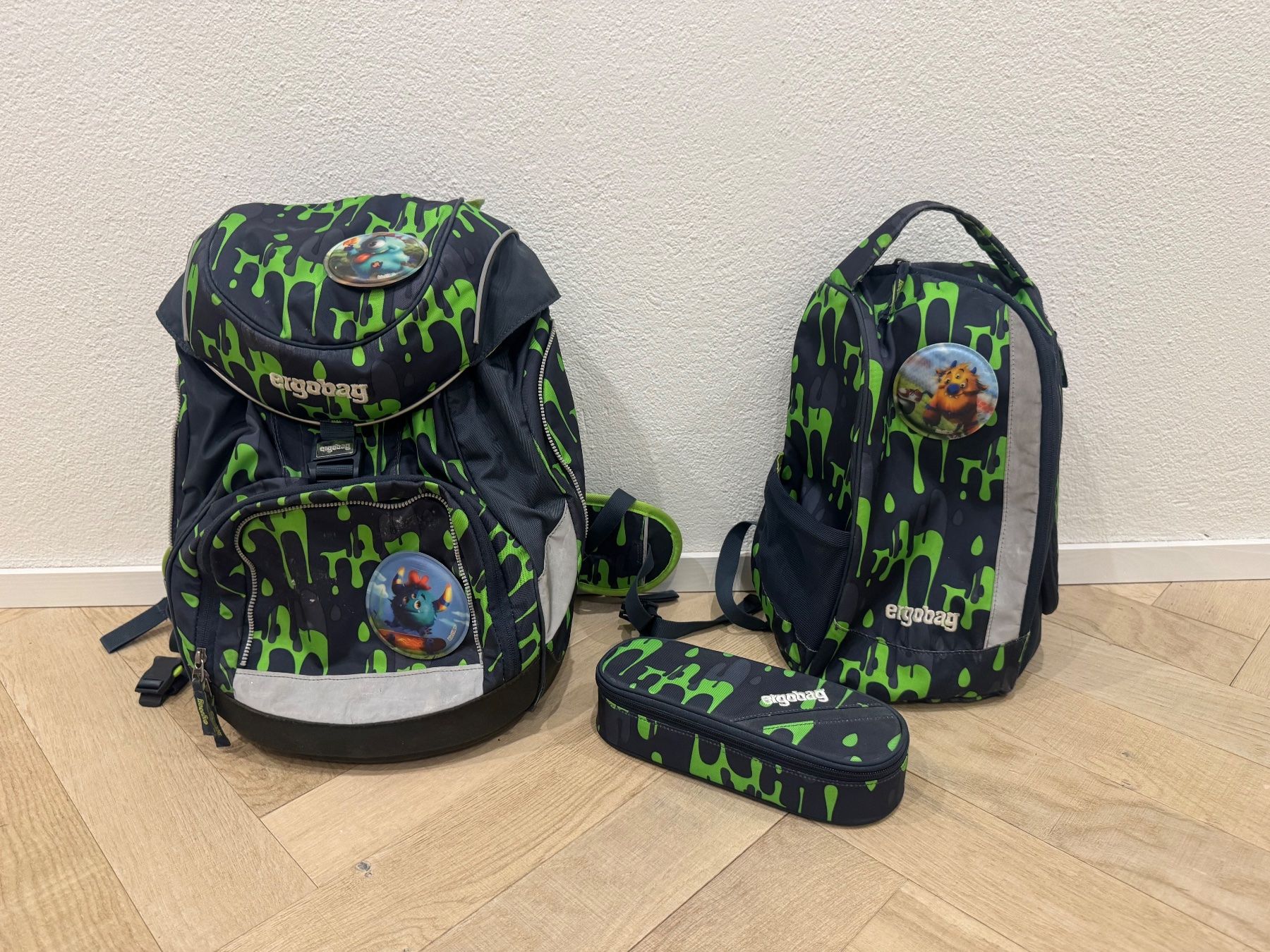 Ergobag Kindertaschen: Ergobag Set Schulrucksack gebraucht – Gebraucht aus Volketswil von memaaa
