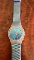 Swatch irridescent, montre femme, comme neuve!
