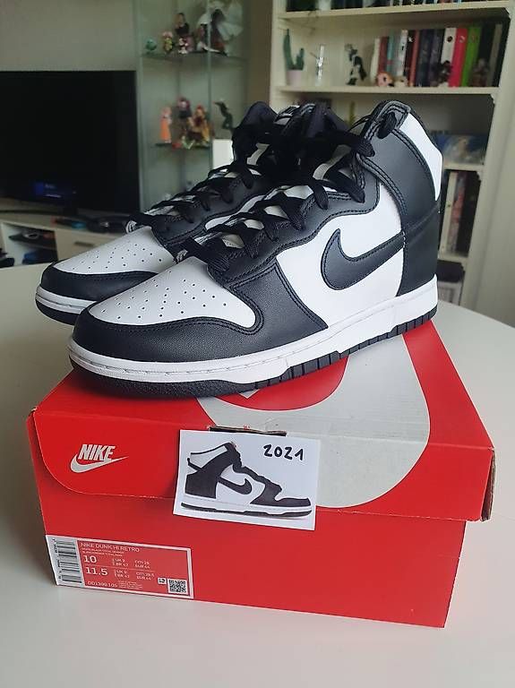 Scarpe da uomo: Nike Dunk High "Panda" Grösse 44 – Usato da Windisch venduto da Xabeba