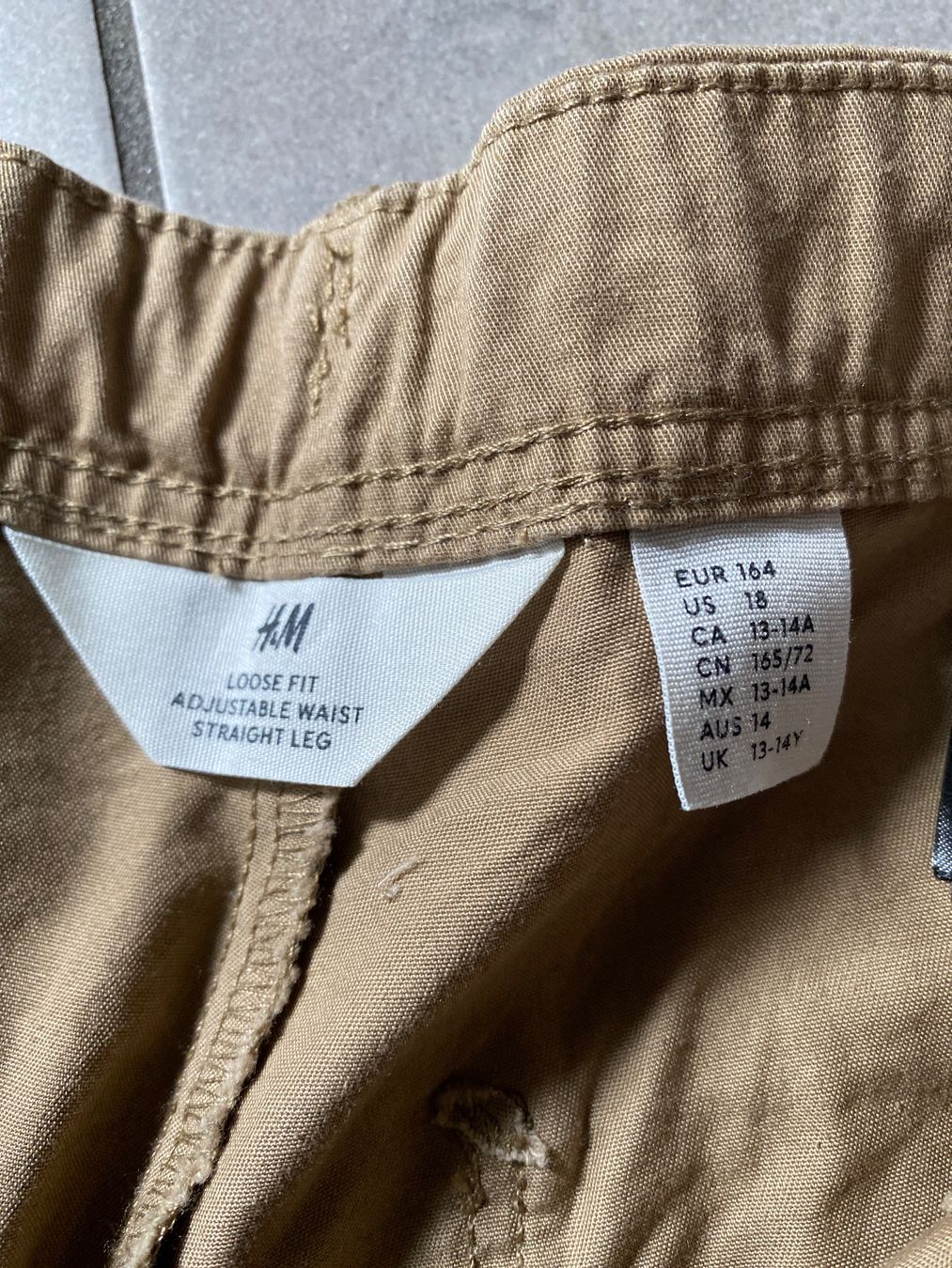 H&M Lotti & Set di vestiti: H&M Sommerhosen 164 – Nuovo (secondo la descrizione) da Bleienbach venduto da Dbeno 2