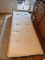 Futonbett von Sato mit Bettgestell