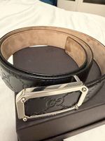 Cintura Gucci originale nera in pelle embossed, fibbia silve