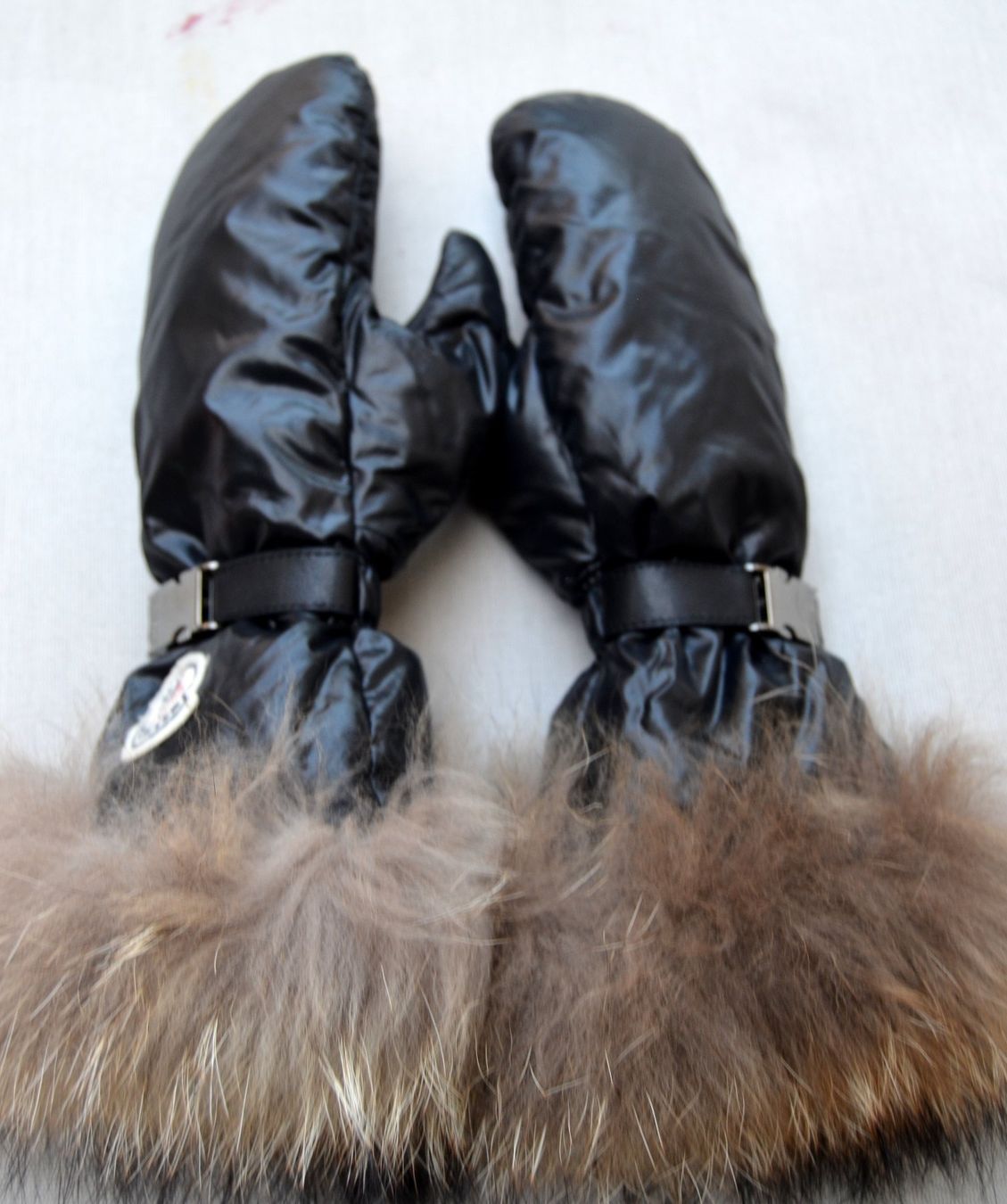 Moncler Guanti & manicotti: Moncler Fausthandschuhe / moufles S – Usato da Collonges venduto da Auganien 3