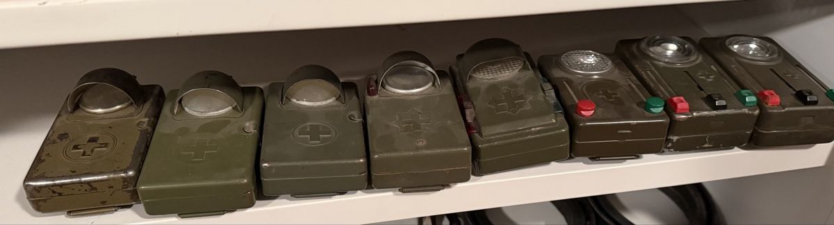 Schweizer Armee Lampade: Set Taschenlampen der Schweizer Armee  – Usato da monte carasso venduto da Chanel82
