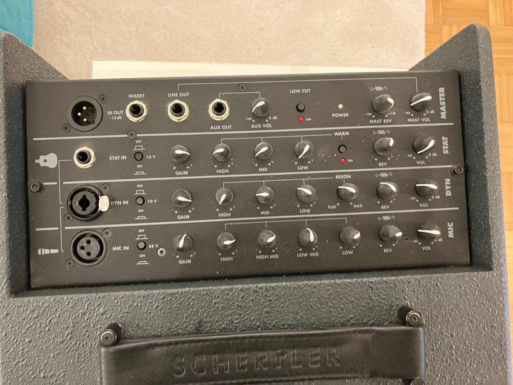 Schertler Amplificatori: Schertler Unico Classic – Usato da Zug venduto da peh_qw8m 1