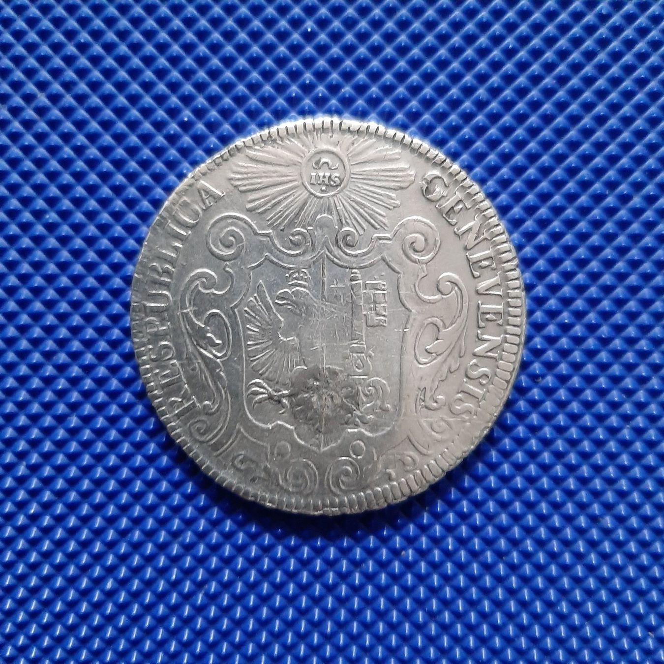 Tutti le monete: Thaler Genève 1723 Rare – Usato da Carouge GE venduto da cecob0909 1