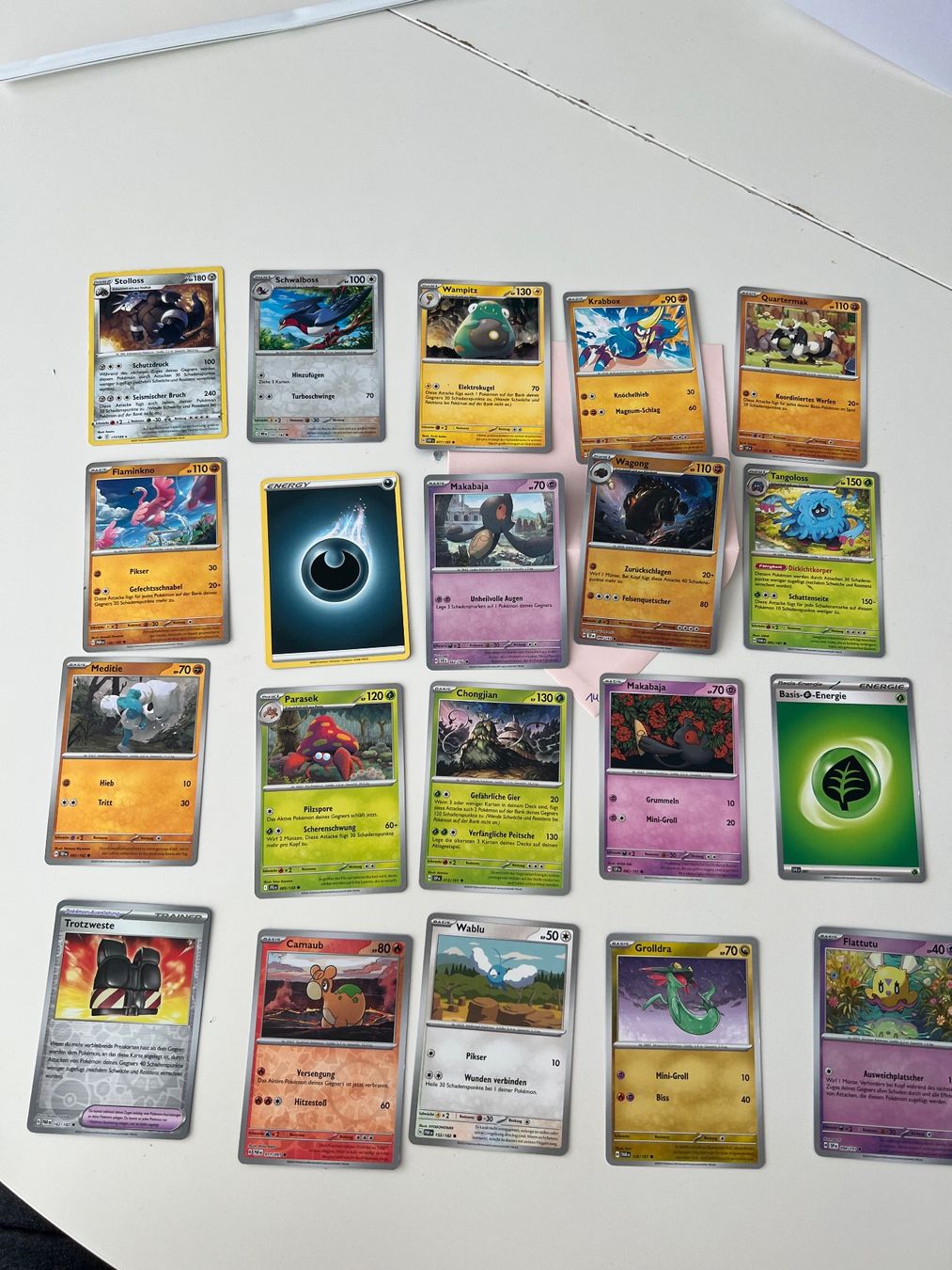 Pokémon Carte collezionabili: 20 Pokemon Karten Set diverse Modelle – Usato da Neuhaus SG venduto da Tanjach