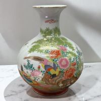 Vase en porcelaine peinte à la main, Imari Japon