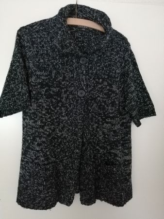 Elegante Strickjacke für den Übergang - Sure - Grösse L