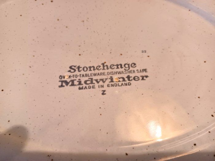 Piatti di portata: Vintage Sun Stonehenge Midwinter Platte 34cm -E67 – Usato da Morges venduto da vimajes12 2