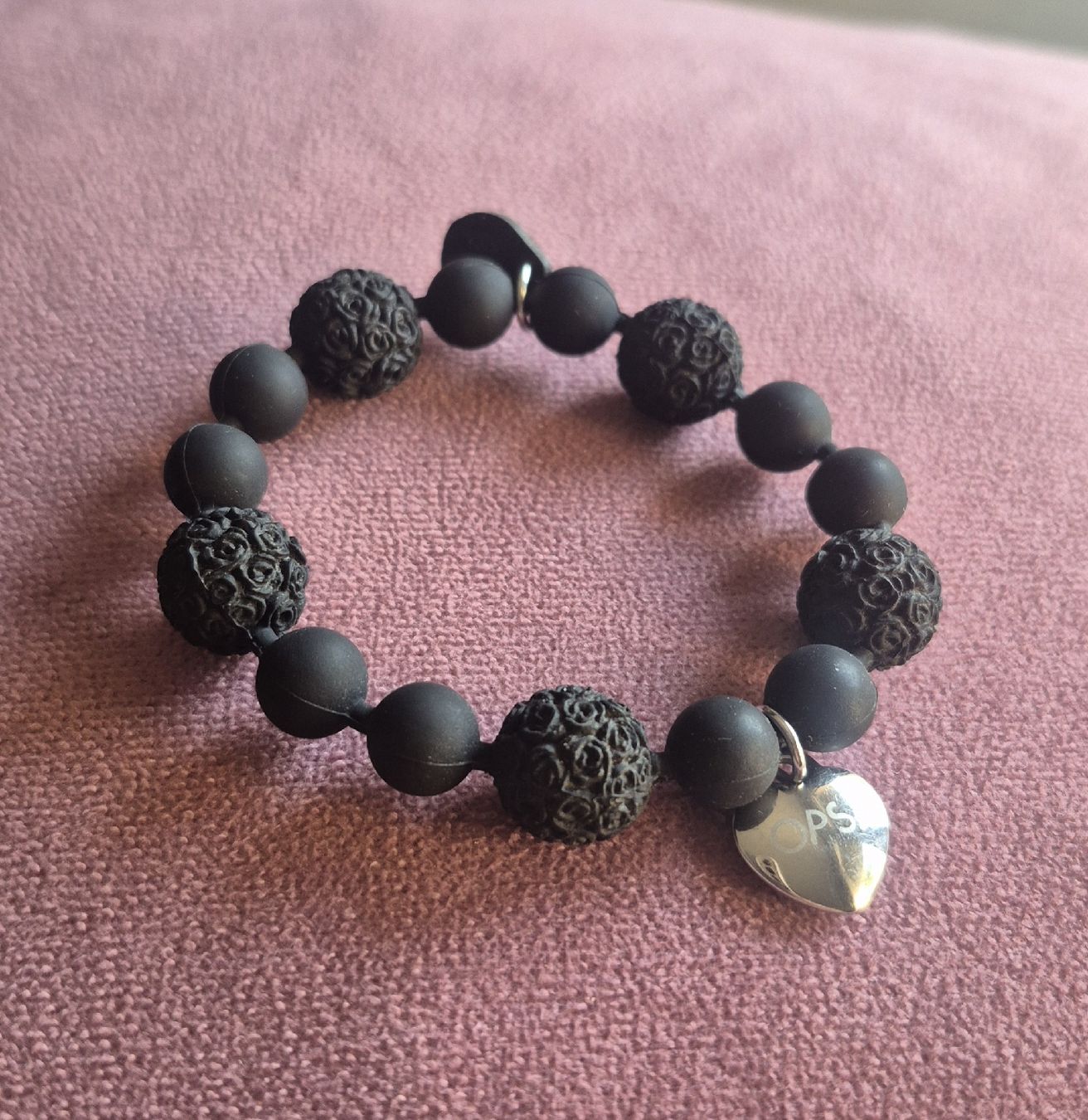 Bracciali & Braccialetti: Bracciale Ops Objects con ciondolo a cuore  – Usato da Giubiasco venduto da Stefaniav 1