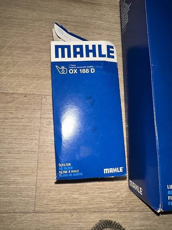 Tutti pezzi di ricambio auto: Filtre à huile golf5 diesel – Usato da Vuarrens venduto da Onmy12