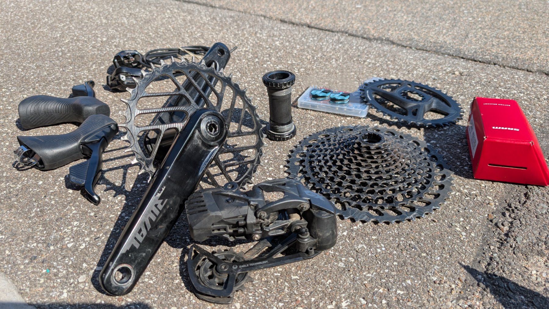 Sram Pezzi di ricambio: SRAM AXS Gravel Mullet Kit – Usato da Liebefeld venduto da Thesheep 3