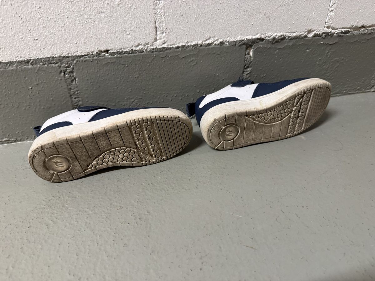 H&M Scarpe per ragazzi: Kinder Schuhe Grösse 29 – Usato da Zürich venduto da MaSte 5