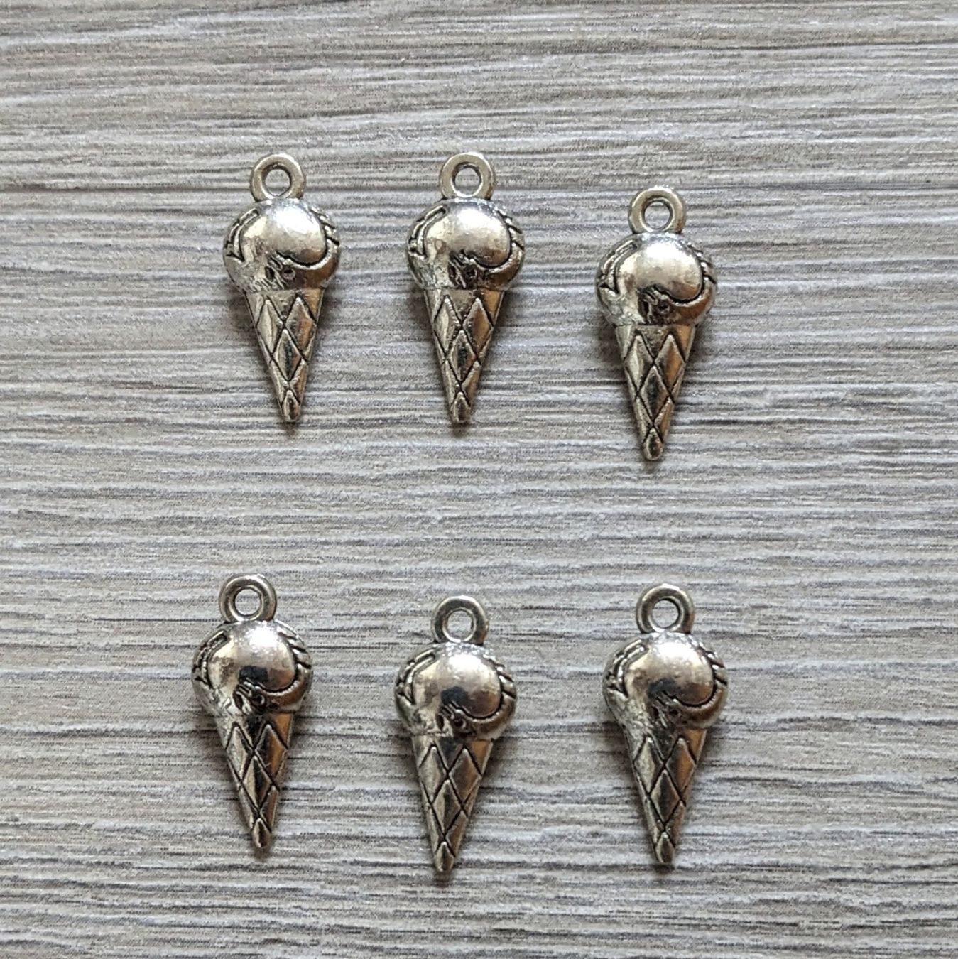 Anhänger: 6 charms Glace – Neu (gemäss Beschreibung) aus Orsieres von ind_cyg6