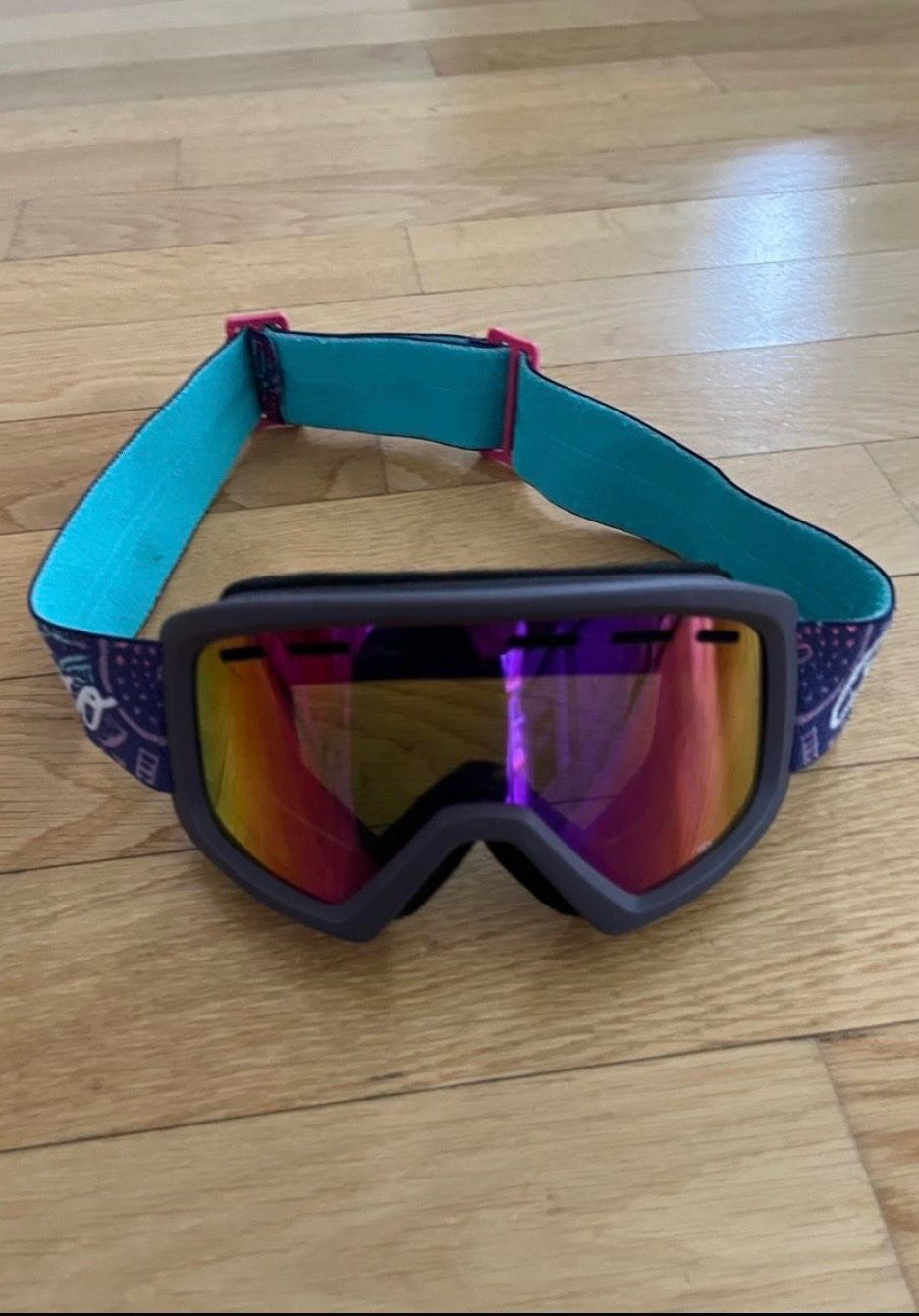 Occhiali & Lenti: Giro Skibrille/Snowboardbrille – Usato da Bottenwil venduto da tob_f5yd