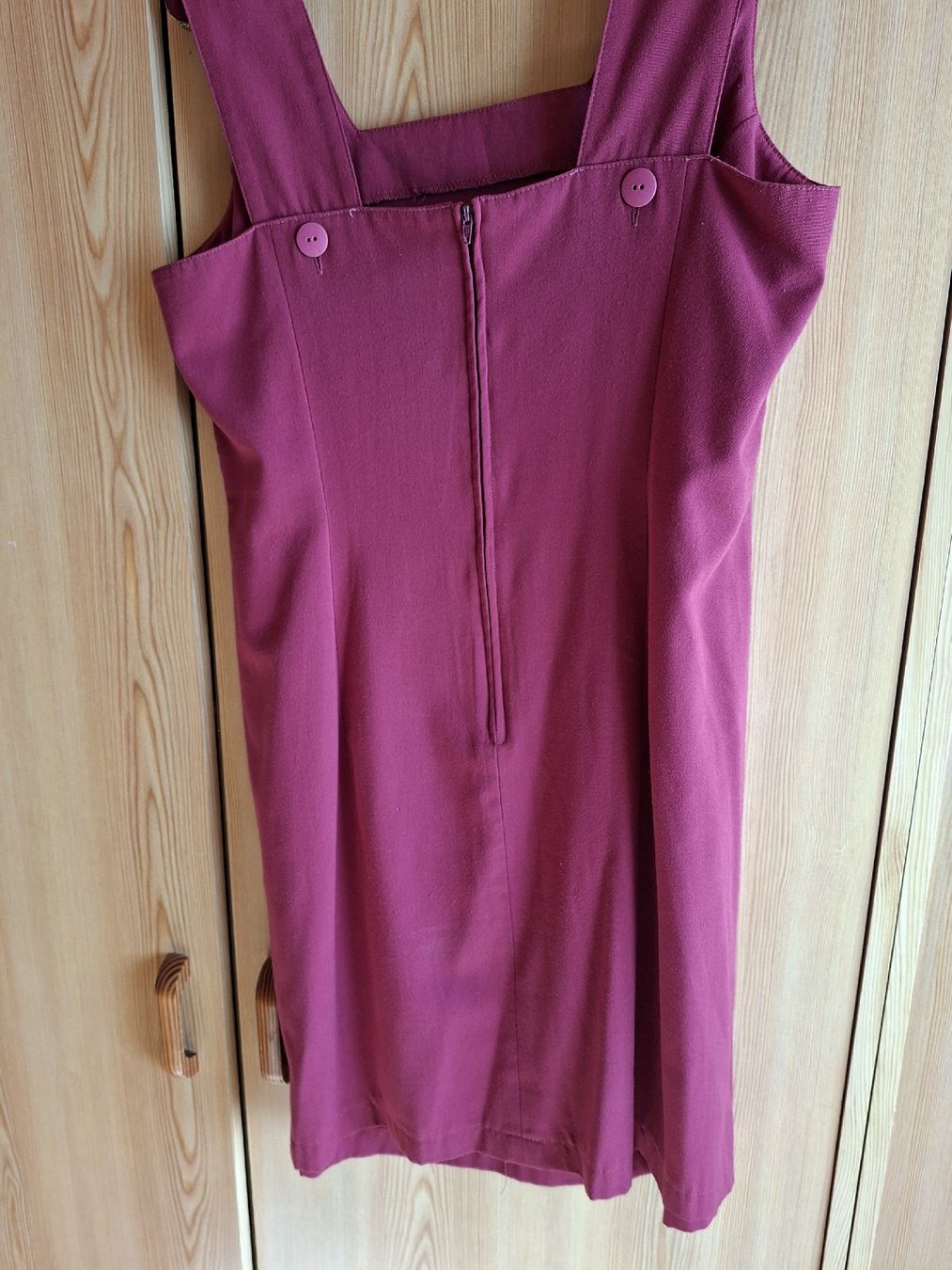 Kleider: robe t 42 – Gebraucht aus Cournillens von masoeur 1