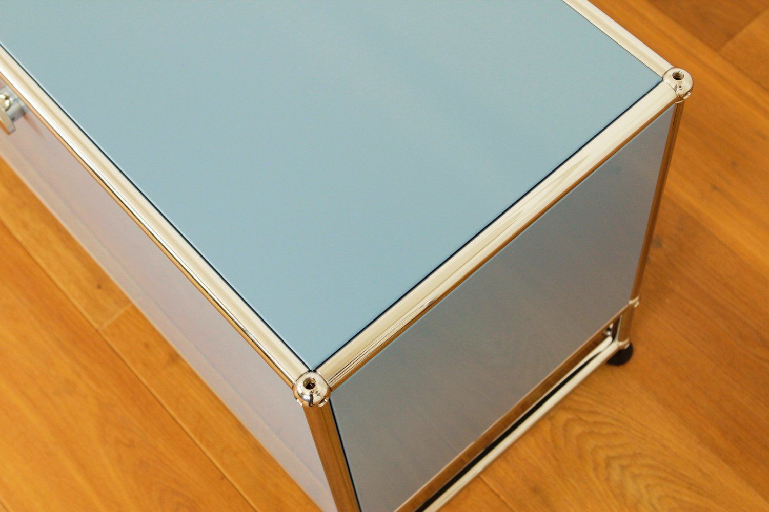 USM Scaffali: USM Haller Regal // UPCYCLED // NEUE FARBEN – Nuovo (secondo la descrizione) da Affoltern am Albis venduto da StudioStandard 4